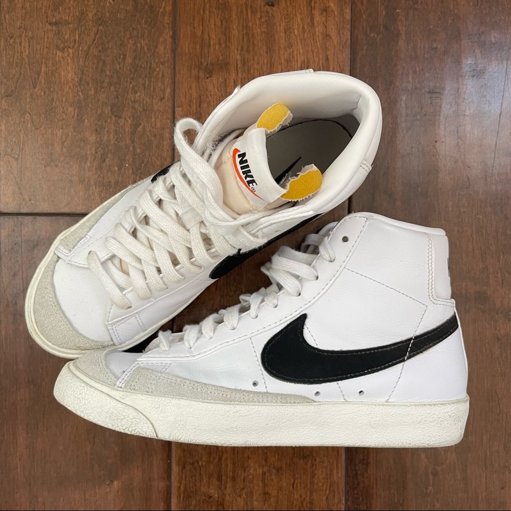 Nike Women’s Blazer mid ‘77 vintage